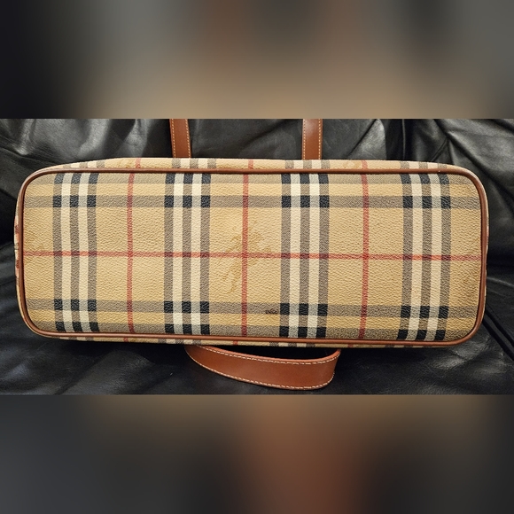 *MINT CONDITION* Vintage Burberry Haymarket Tote w/ free key fob & bag - Picture 4 of 16